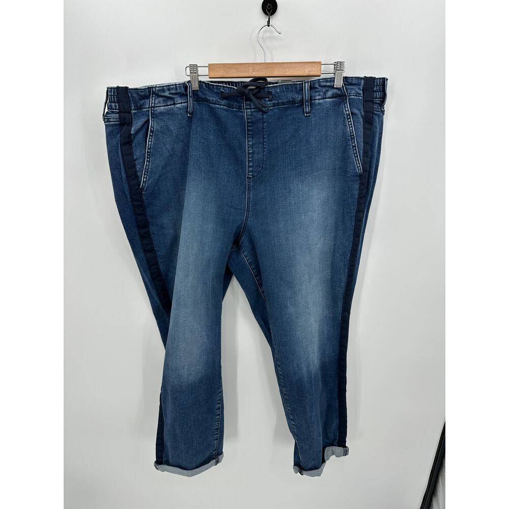 Torrid Pull On Boyfriend Venus Stripe Jeans Women 4X NWT Stretch Waist Ankle‎